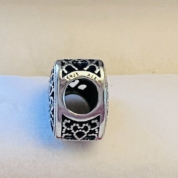 Rare Pandora RETIRED Filigree and Beaded .925 Sterling Silver Heart Charm - Picture 5 of 7